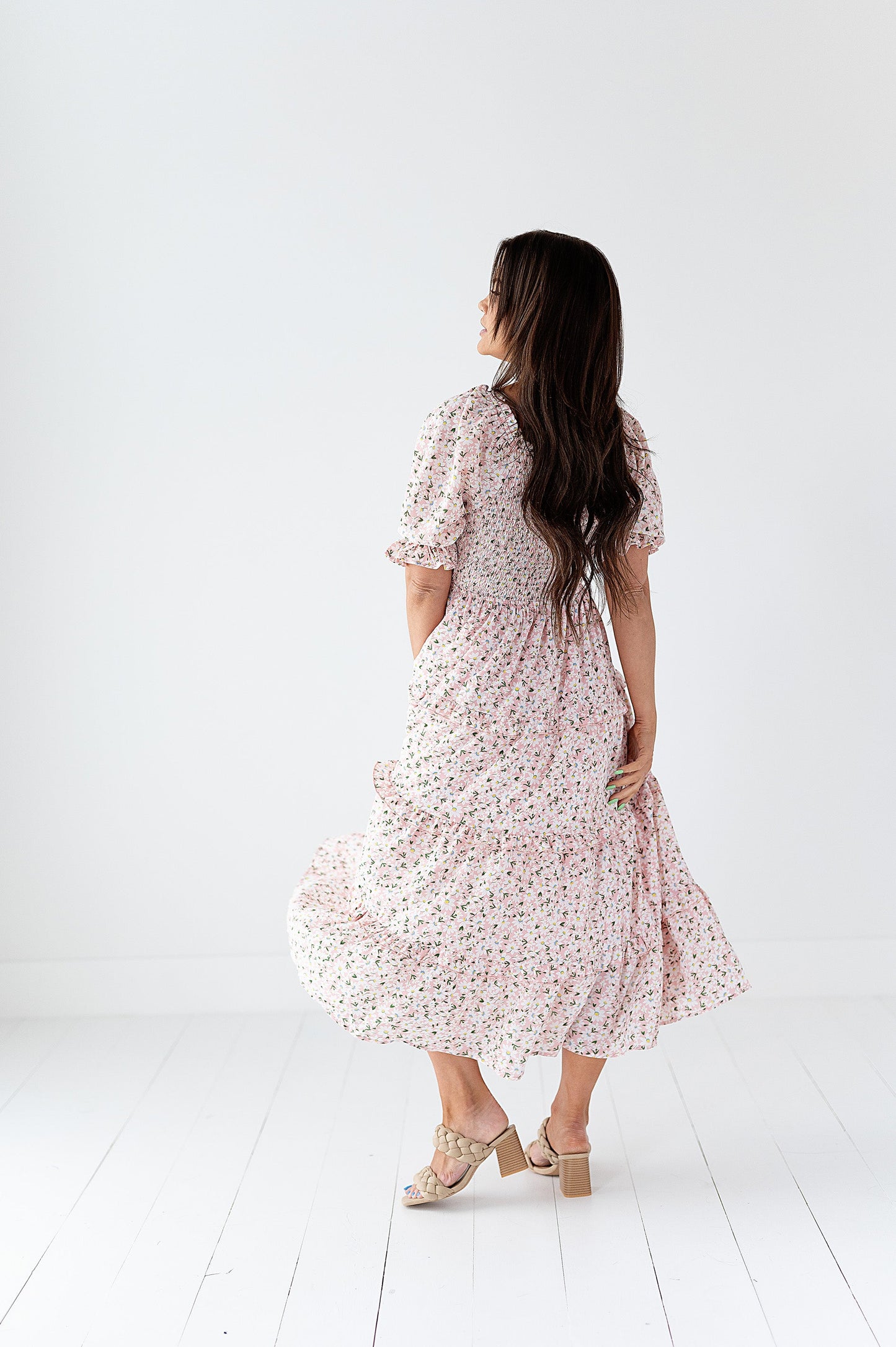 yayaq™-Gabrielle Floral Midi Dress in Blush